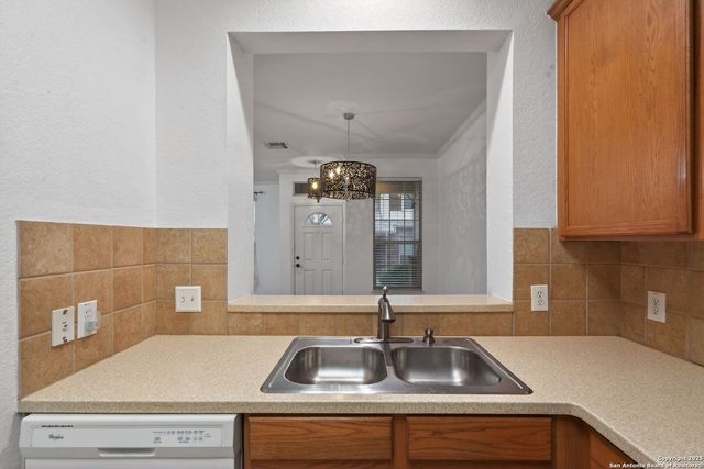 2642 Grayson Way, San Antonio, TX 78232