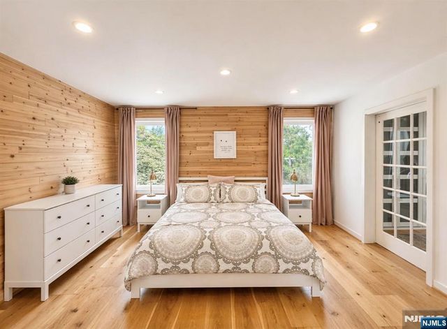 157 Atkins Terrace, East Rutherford, NJ 07073