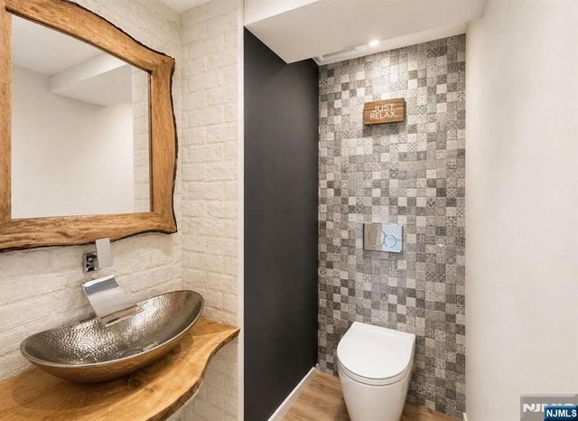 157 Atkins Terrace, East Rutherford, NJ 07073