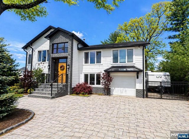 157 Atkins Terrace, East Rutherford, NJ 07073