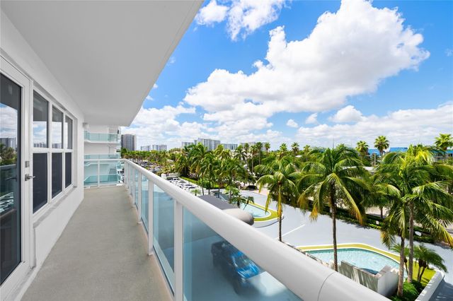 3900 GALT OCEAN Drive 309, Fort Lauderdale, FL 33308
