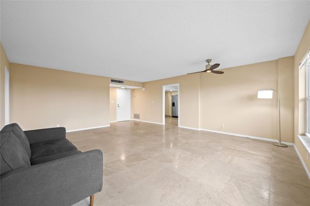 3900 GALT OCEAN Drive 309, Fort Lauderdale, FL 33308