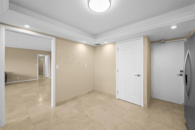 3900 GALT OCEAN Drive 309, Fort Lauderdale, FL 33308