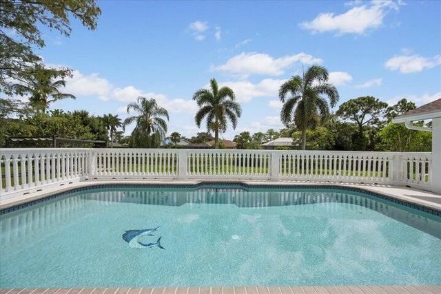13950 BARBERRY Court, Wellington, FL 33414