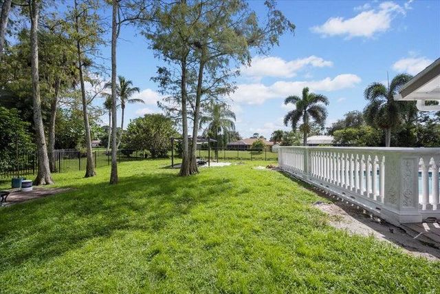 13950 BARBERRY Court, Wellington, FL 33414