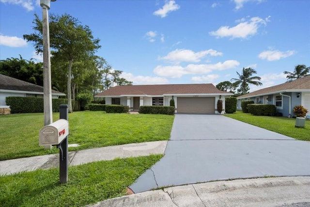 13950 BARBERRY Court, Wellington, FL 33414