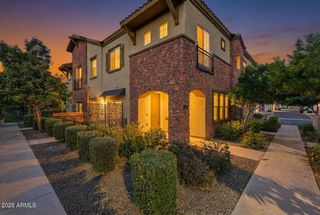 1815 E FRYE Road 102, Gilbert, AZ 85295