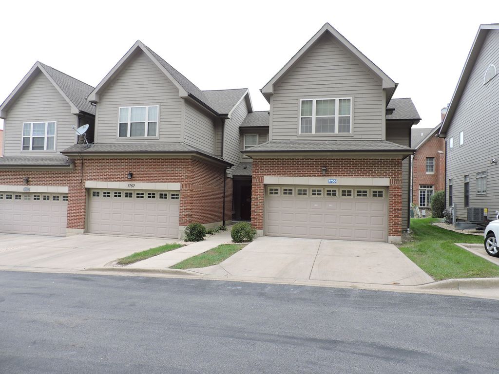 1755 Riverwoods Drive, Melrose Park, IL 60160 — photo 2