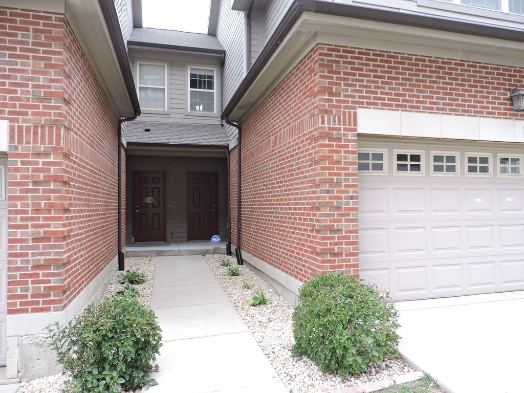 1755 Riverwoods Drive, Melrose Park, IL 60160 — photo 4
