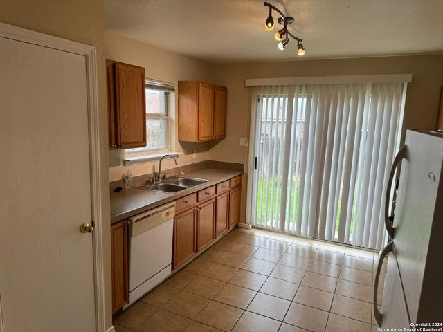 10711 SHAENCREST, San Antonio, TX 78254