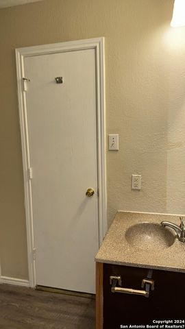 10711 SHAENCREST, San Antonio, TX 78254