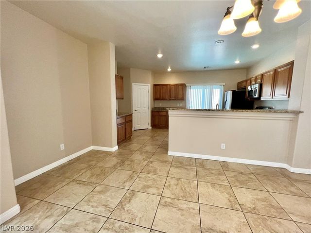 5014 Tunnel Falls Drive, Las Vegas, NV 89141