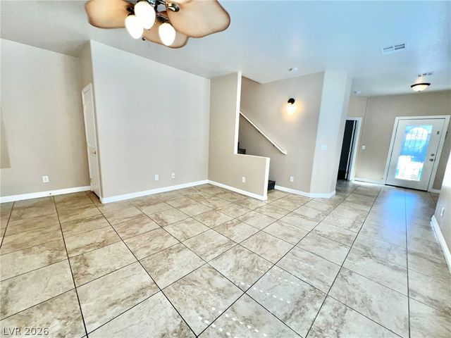 5014 Tunnel Falls Drive, Las Vegas, NV 89141