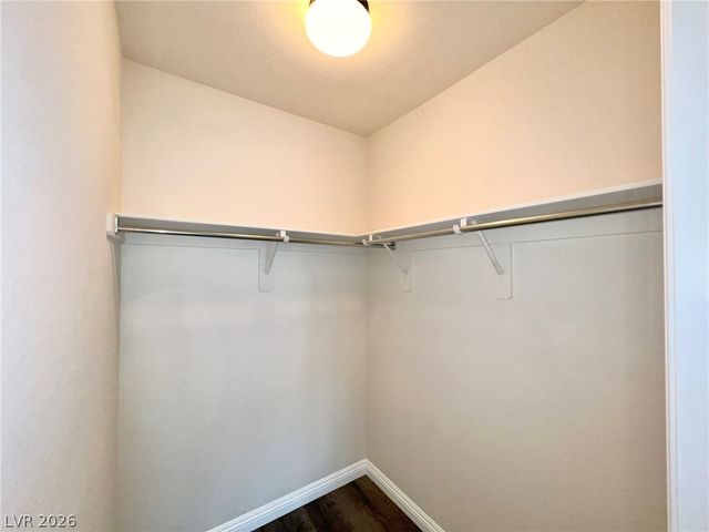 5014 Tunnel Falls Drive, Las Vegas, NV 89141
