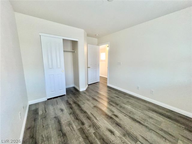 5014 Tunnel Falls Drive, Las Vegas, NV 89141