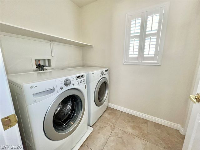 5014 Tunnel Falls Drive, Las Vegas, NV 89141