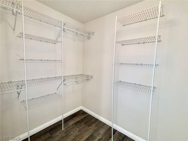 5014 Tunnel Falls Drive, Las Vegas, NV 89141