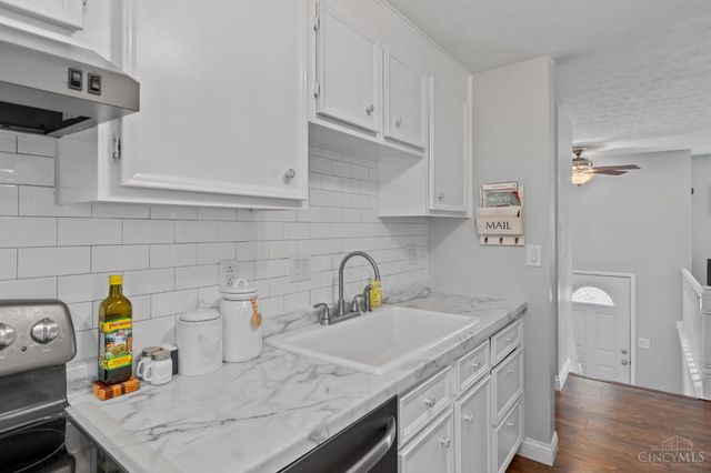 3700 Wood Trail Drive, Mason, OH 45040