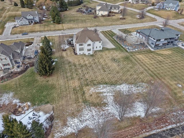 N60W27179 Trappers RUN, Merton, WI 53056