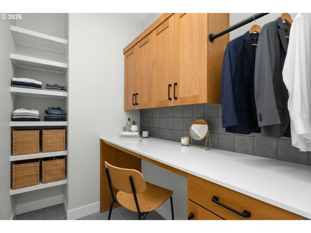 12837 Sunny Ter, Tigard, OR 97223