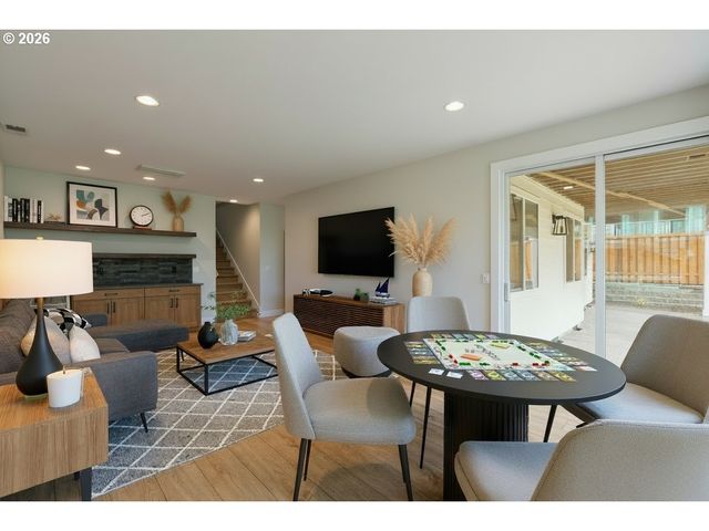 12837 Sunny Ter, Tigard, OR 97223