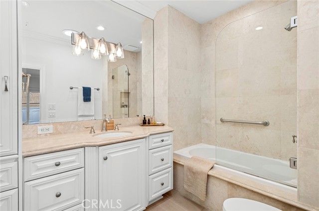 1 Rue Fontainbleau, Newport Beach, CA 92660