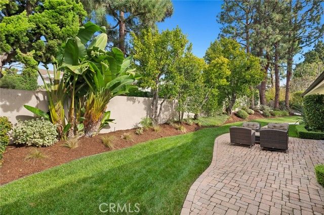 1 Rue Fontainbleau, Newport Beach, CA 92660