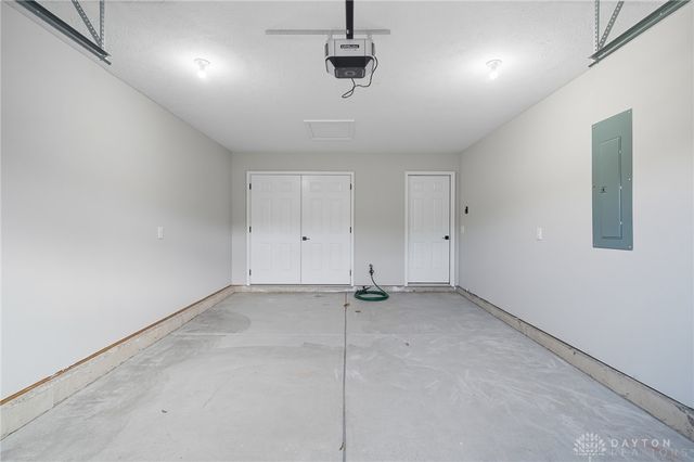 25 Timber Creek Drive, Carlisle, OH 45005