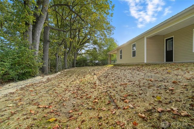 25 Timber Creek Drive, Carlisle, OH 45005