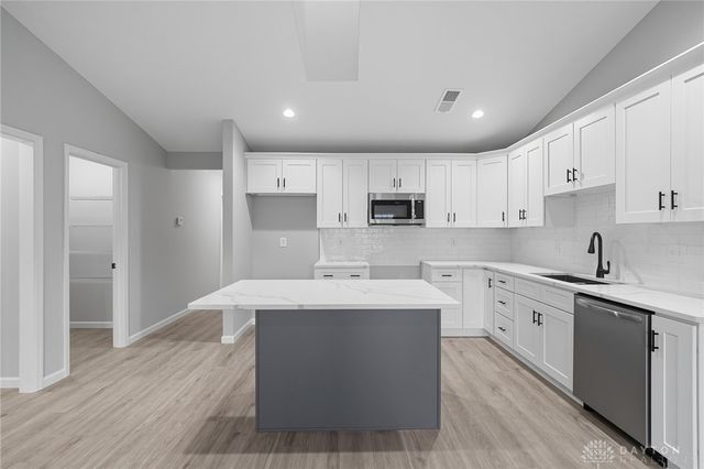 25 Timber Creek Drive, Carlisle, OH 45005