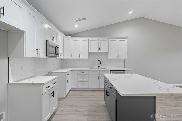 25 Timber Creek Drive, Carlisle, OH 45005