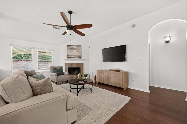 8327 Dusty Canyon Lane, Richmond, TX 77407