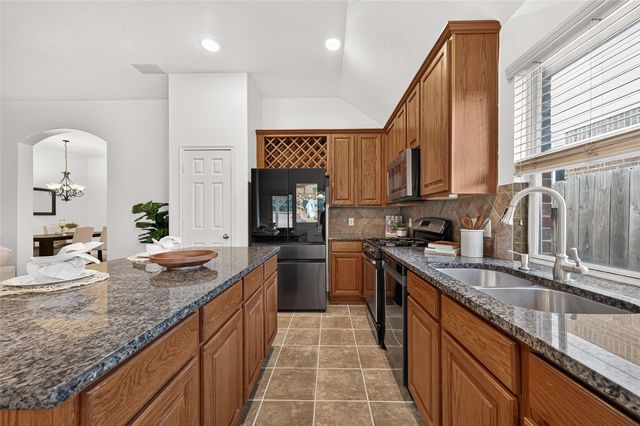 8327 Dusty Canyon Lane, Richmond, TX 77407