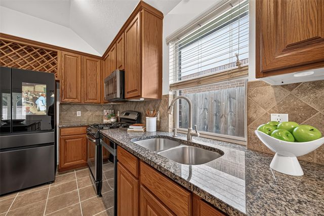 8327 Dusty Canyon Lane, Richmond, TX 77407