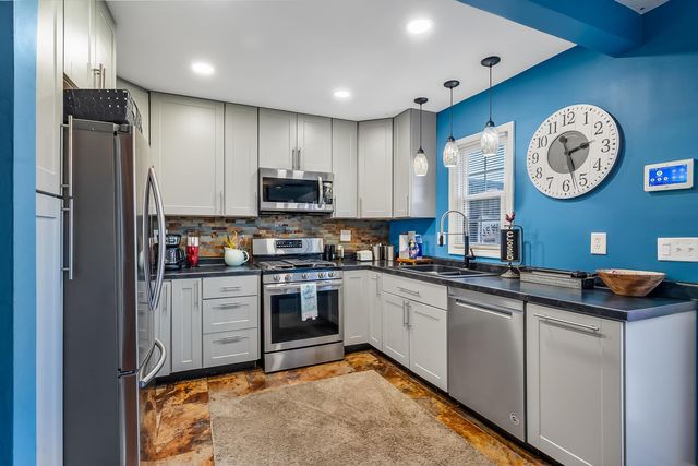 556 Pamlico Street, Columbus, OH 43228