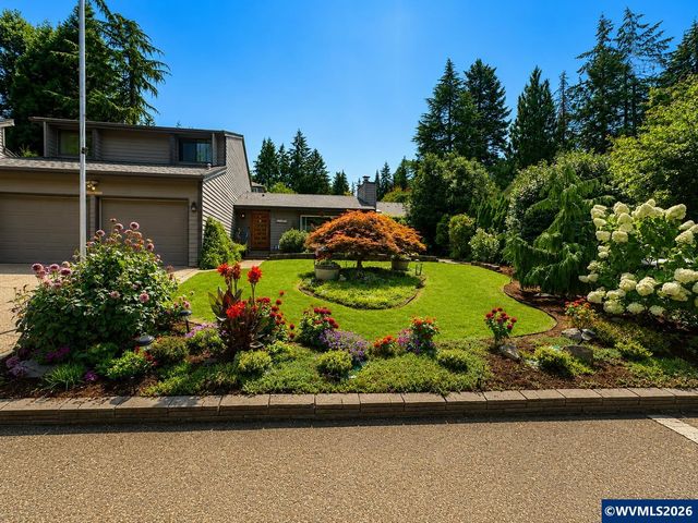 3364 Huckleberry Ct S, Salem, OR 97302