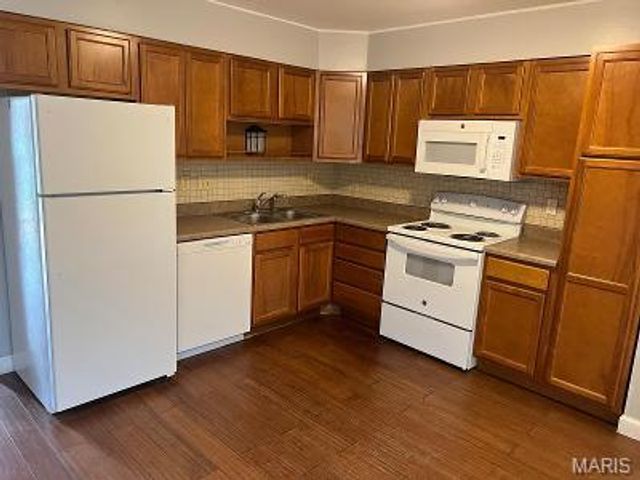 7463 Hazelcrest Drive, Hazelwood, MO 63042