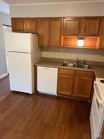 7463 Hazelcrest Drive, Hazelwood, MO 63042