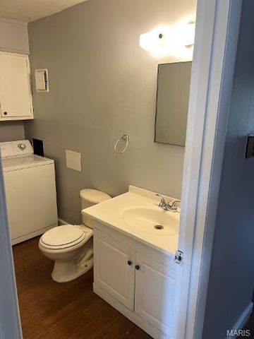 7463 Hazelcrest Drive, Hazelwood, MO 63042