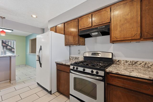 2404 Sandler Drive NE, Albuquerque, NM 87112