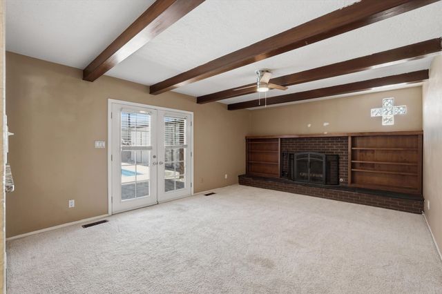 2404 Sandler Drive NE, Albuquerque, NM 87112