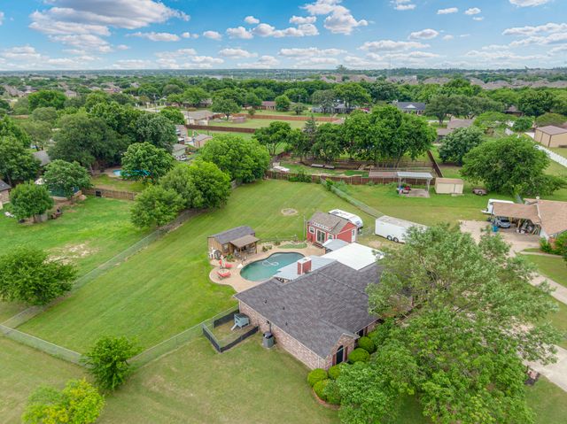 4431 Kings Court, Midlothian, TX 76065