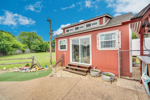 4431 Kings Court, Midlothian, TX 76065