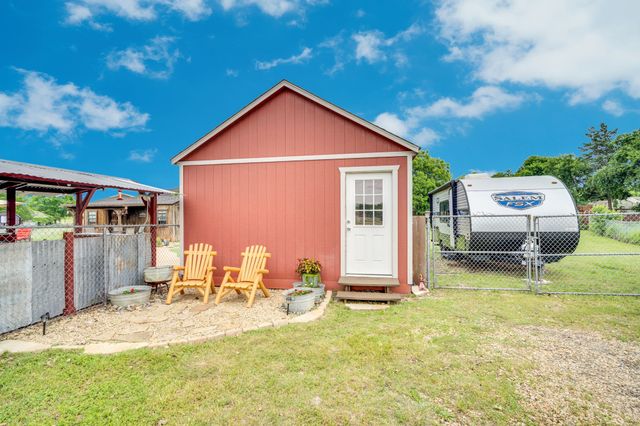 4431 Kings Court, Midlothian, TX 76065