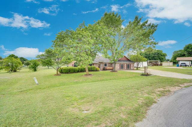 4431 Kings Court, Midlothian, TX 76065
