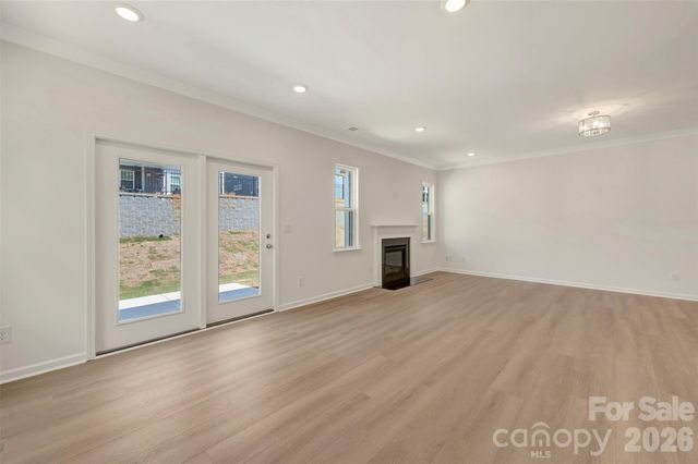 12109 Avienmore Drive, Charlotte, NC 28278