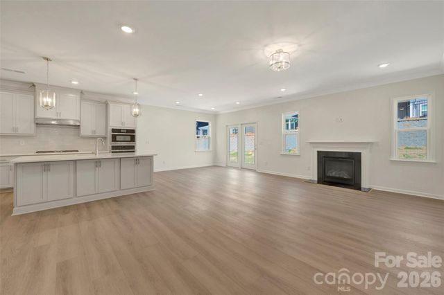 12109 Avienmore Drive, Charlotte, NC 28278