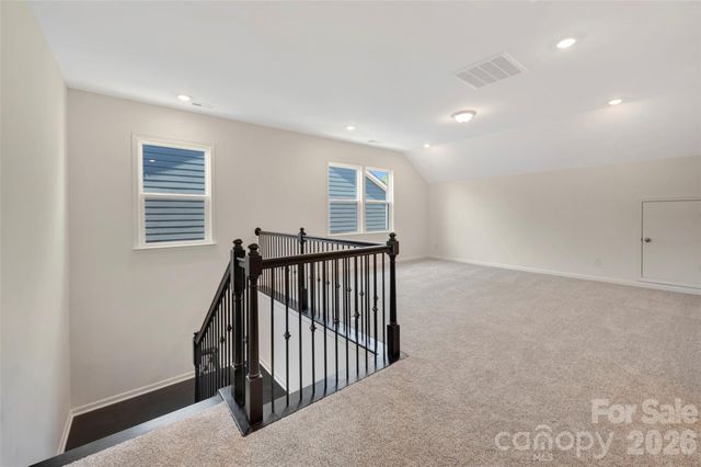 12109 Avienmore Drive, Charlotte, NC 28278