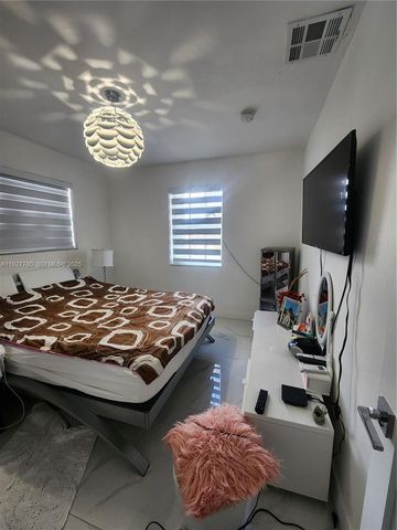 1645 SW 83rd Ct, Miami, FL 33155