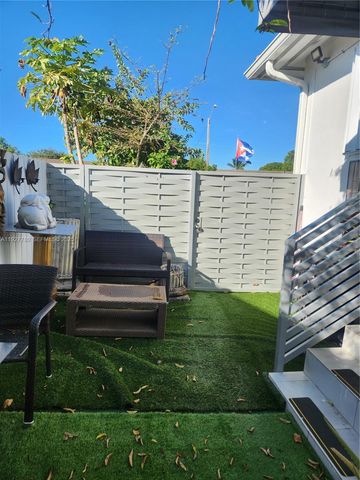 1645 SW 83rd Ct, Miami, FL 33155